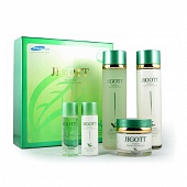 Набор для ухода за лицом с зелёным чаем Jigott WELL-BEING GREEN TEA SKIN CARE 3SET