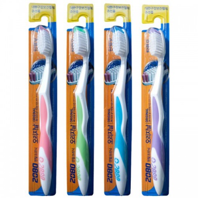 Зубная щетка Оригинал средняя жесткость 2080 Dentalsys Toothbrush