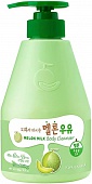 Гель для душа дынный Welcos Kwailnara Melon Milk Body Cleanser, 560 мл